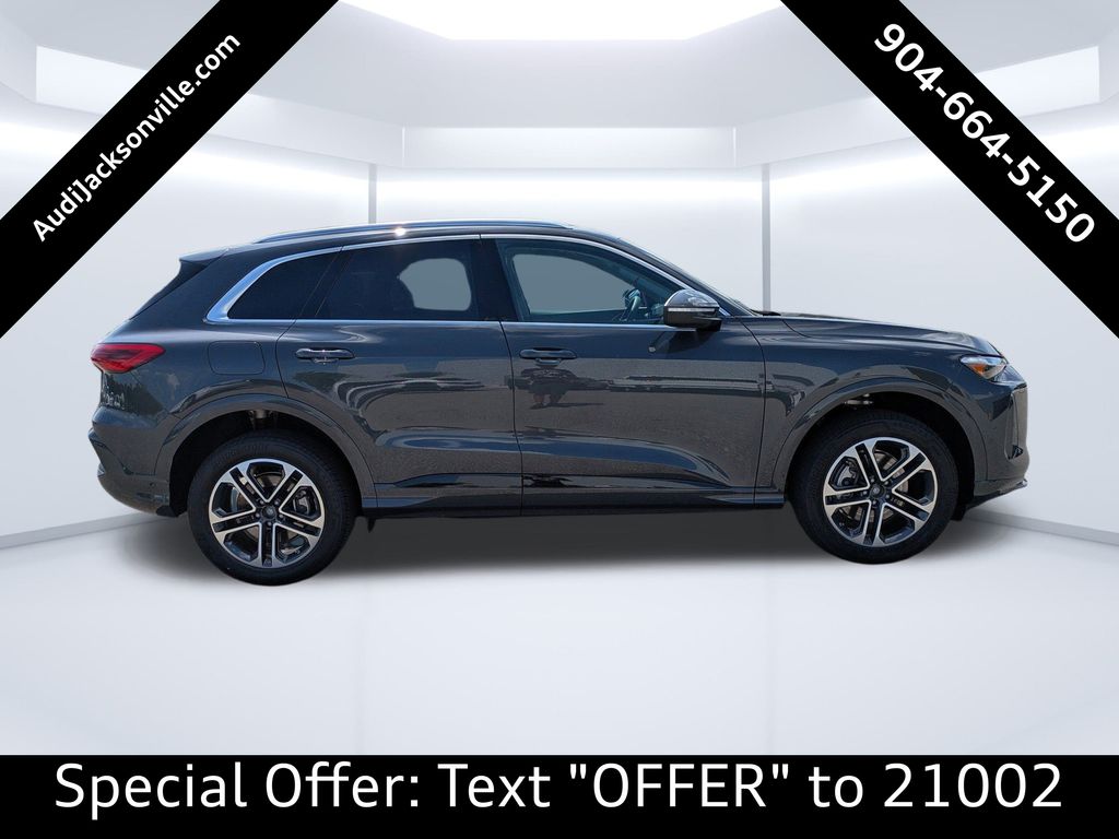 2025 Audi Q5 Premium Plus photo 2
