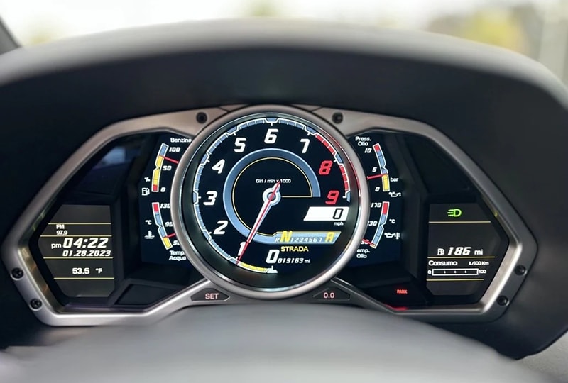 2013 Lamborghini Aventador Speedometer