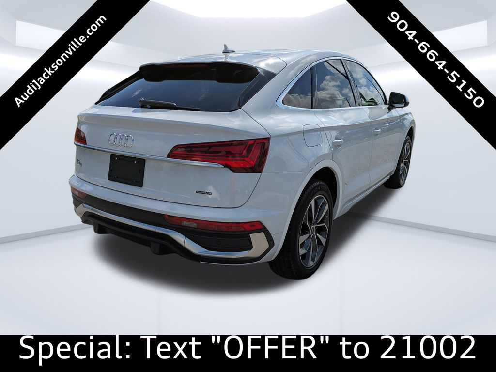 2022 Audi Q5 45 S line Premium photo 3