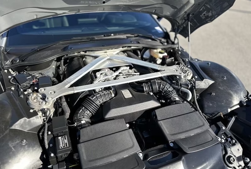 2021 S580 Maybach Engine