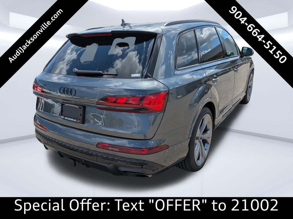 2026 Audi Q7 Prestige photo 3