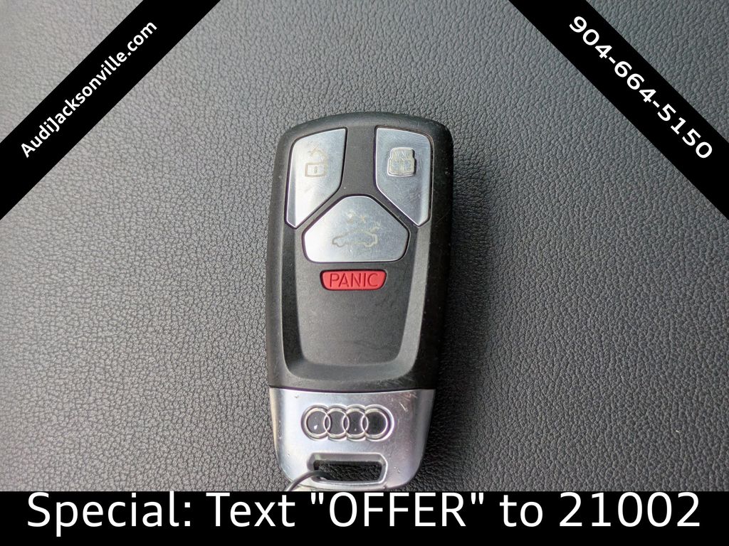 2023 Audi Q5 40 Premium Plus photo 3