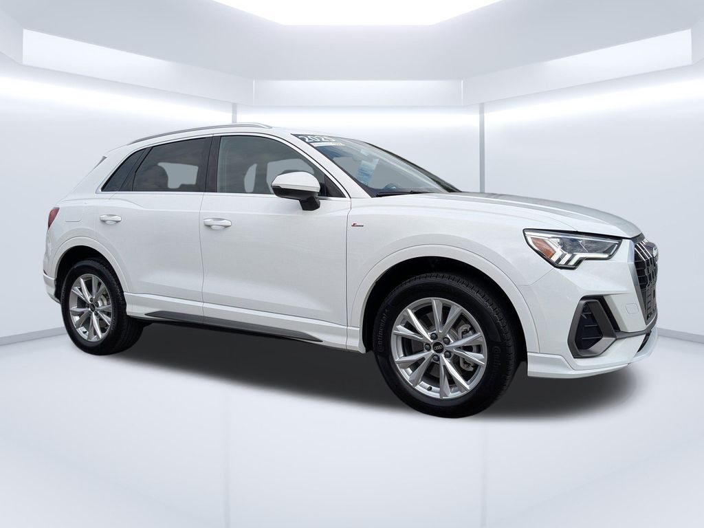 2025 Audi Q3 S Line Premium