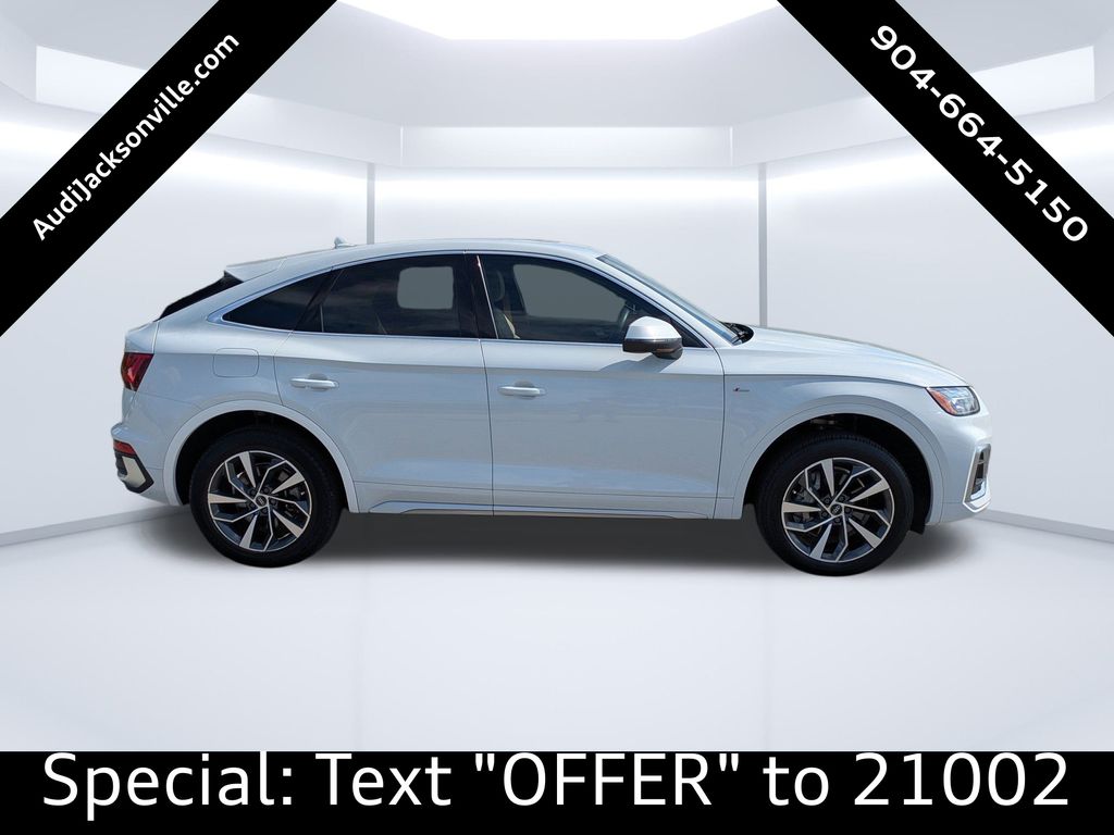 2022 Audi Q5 45 S line Premium photo 2