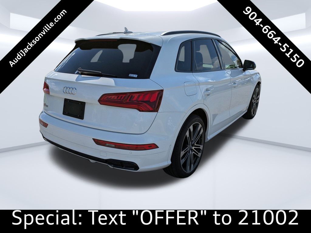2020 Audi SQ5 Prestige photo 3