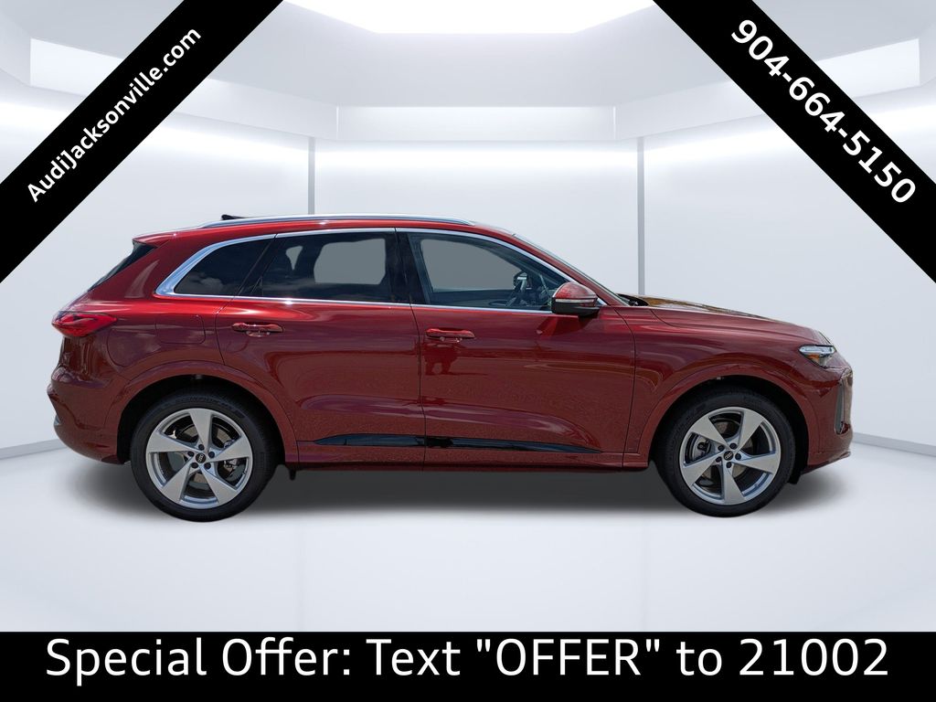 2025 Audi Q5 2.0T Prestige photo 2
