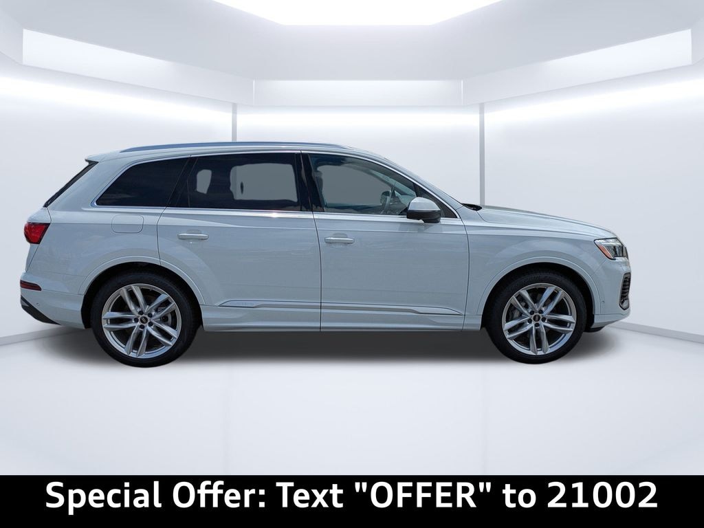 New 2025 Audi Q7 55 Tfsi Quattro SUV