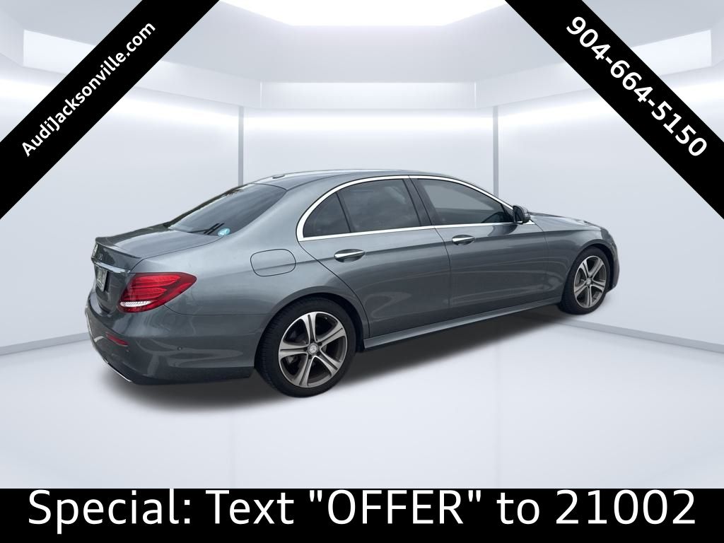 2017 Mercedes Benz E 300 photo 2