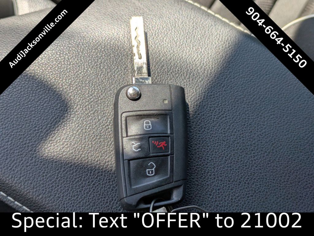 2024 Volkswagen Jetta 1.5T Sport photo 4