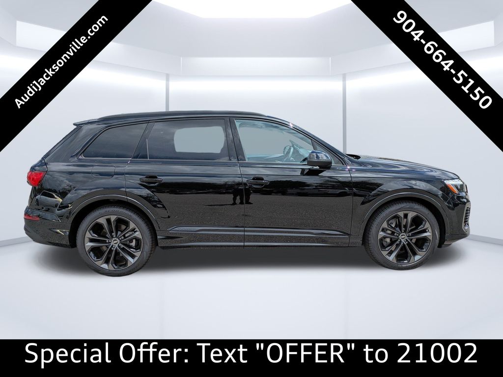 2025 Audi Q7 Premium Plus photo 2