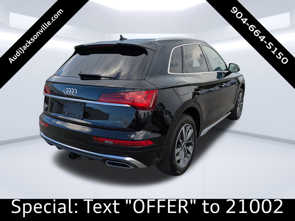 2023 Audi Q5 45 S line Prestige photo 3