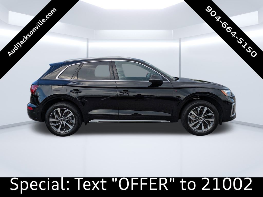 2023 Audi Q5 45 S line Prestige photo 2