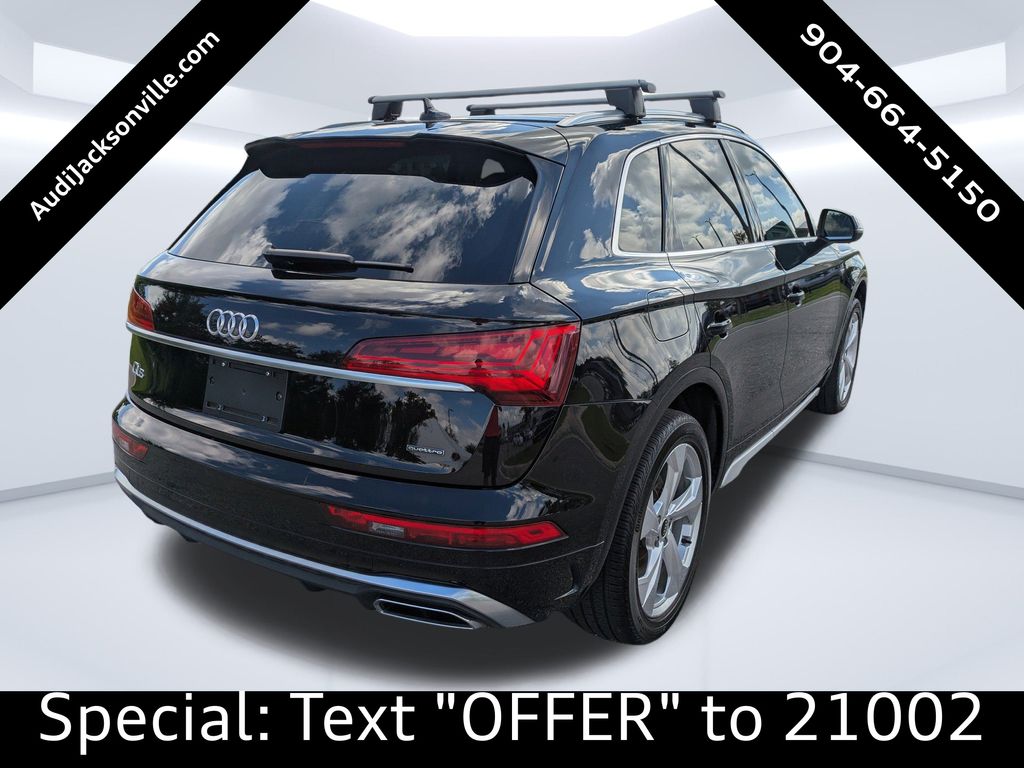 2022 Audi Q5 45 S line Premium photo 3
