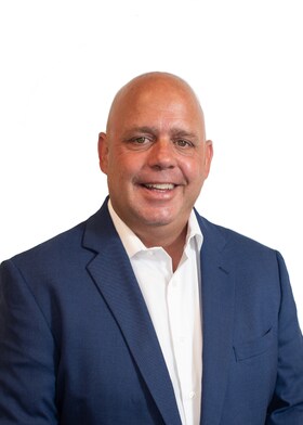 Staff member Glenn Hailey from 3633f471c8a1