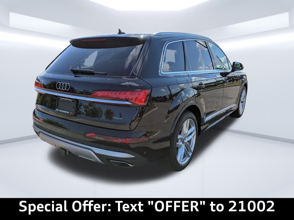New 2025 Audi Q7 55 Tfsi Quattro SUV