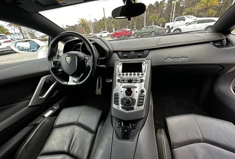 2013 Lamborghini Aventador