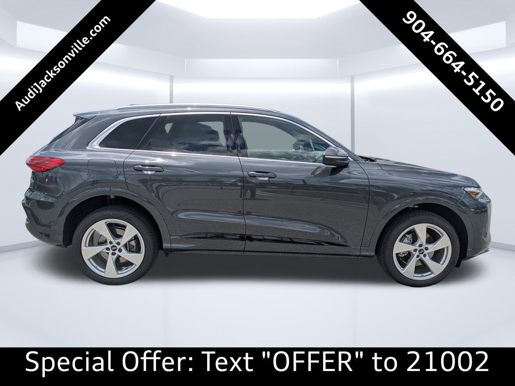 2025 Audi Q5 Premium Plus photo 2