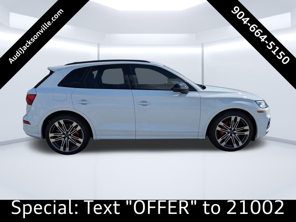 2020 Audi SQ5 Prestige photo 2