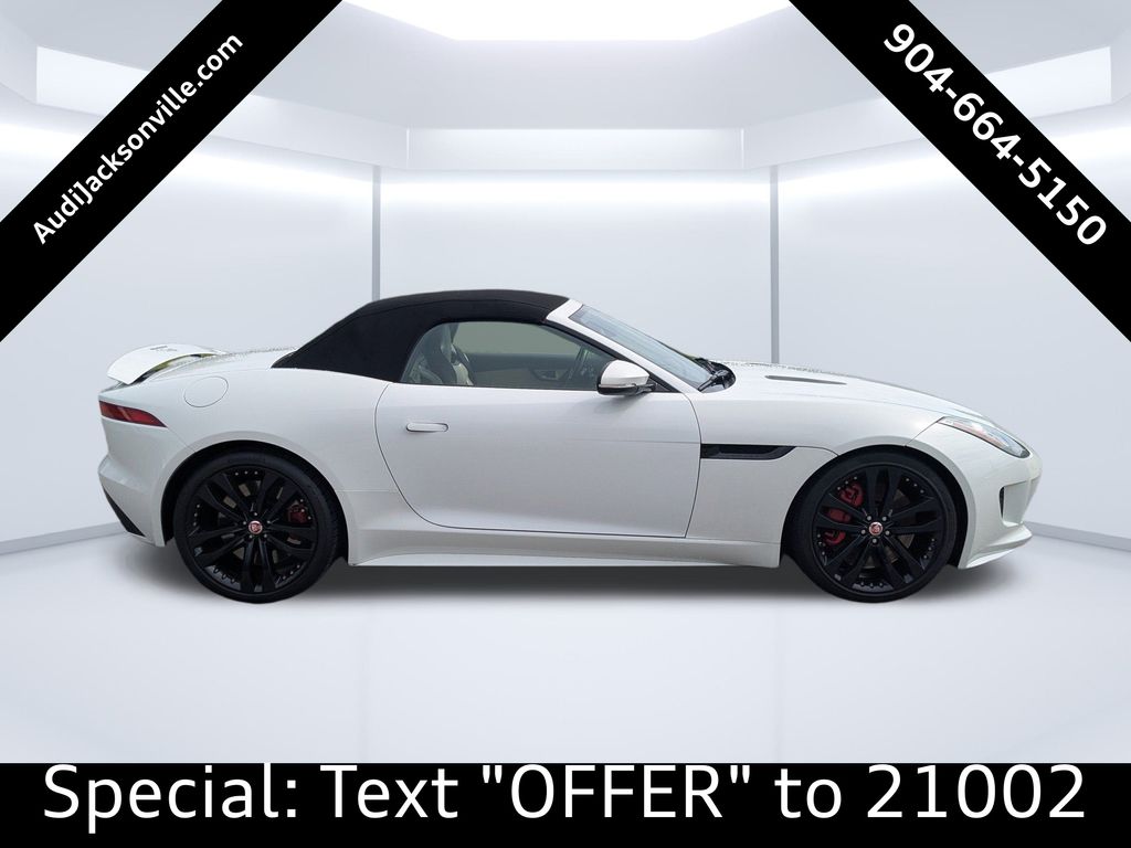 2015 Jaguar F-TYPE S photo 2