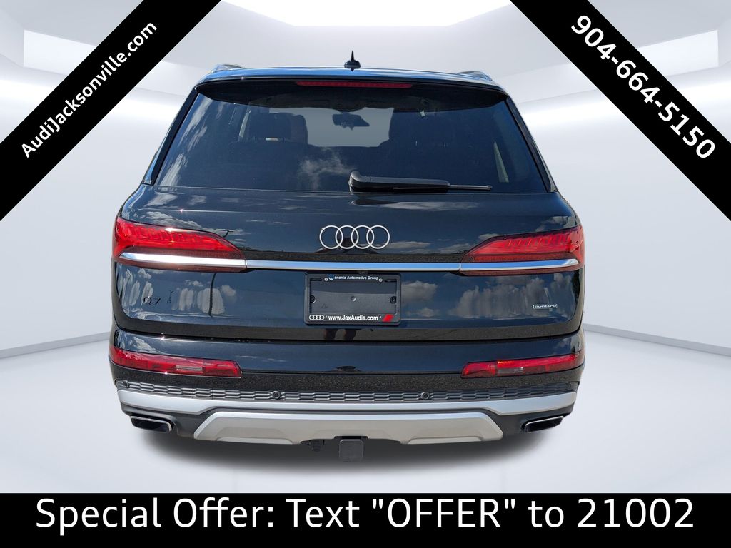 2025 Audi Q7 55 Premium Plus photo 4