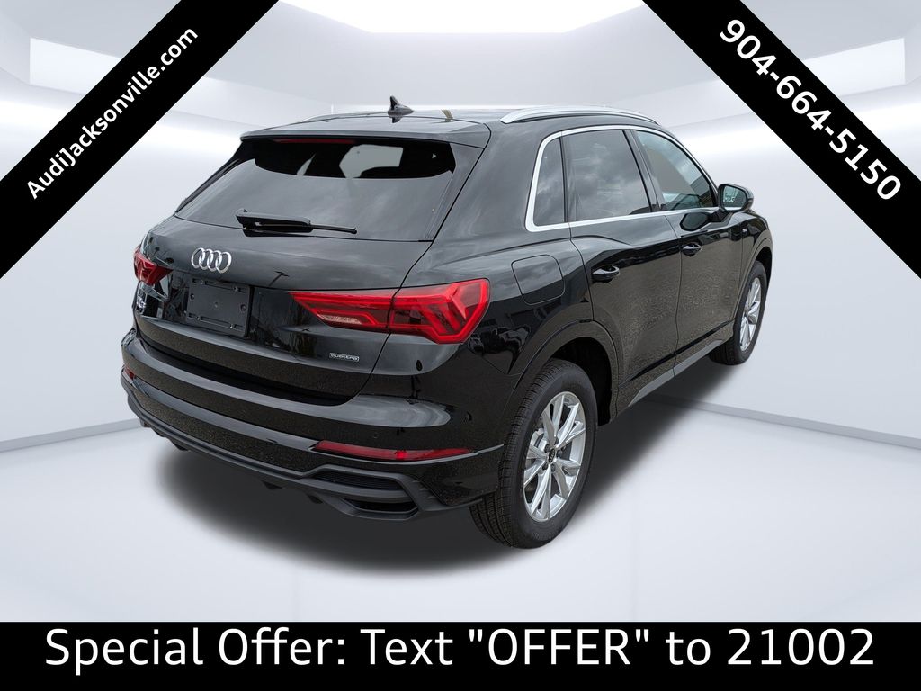 2025 Audi Q3 S line Premium photo 3