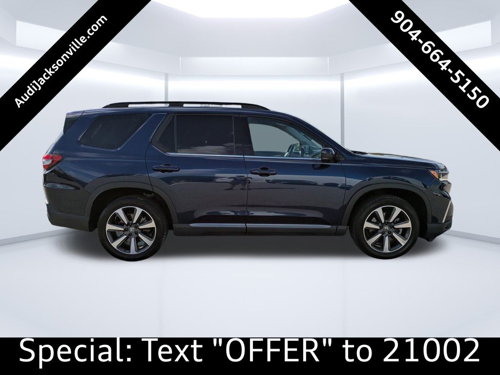 2024 Honda Pilot Elite photo 2