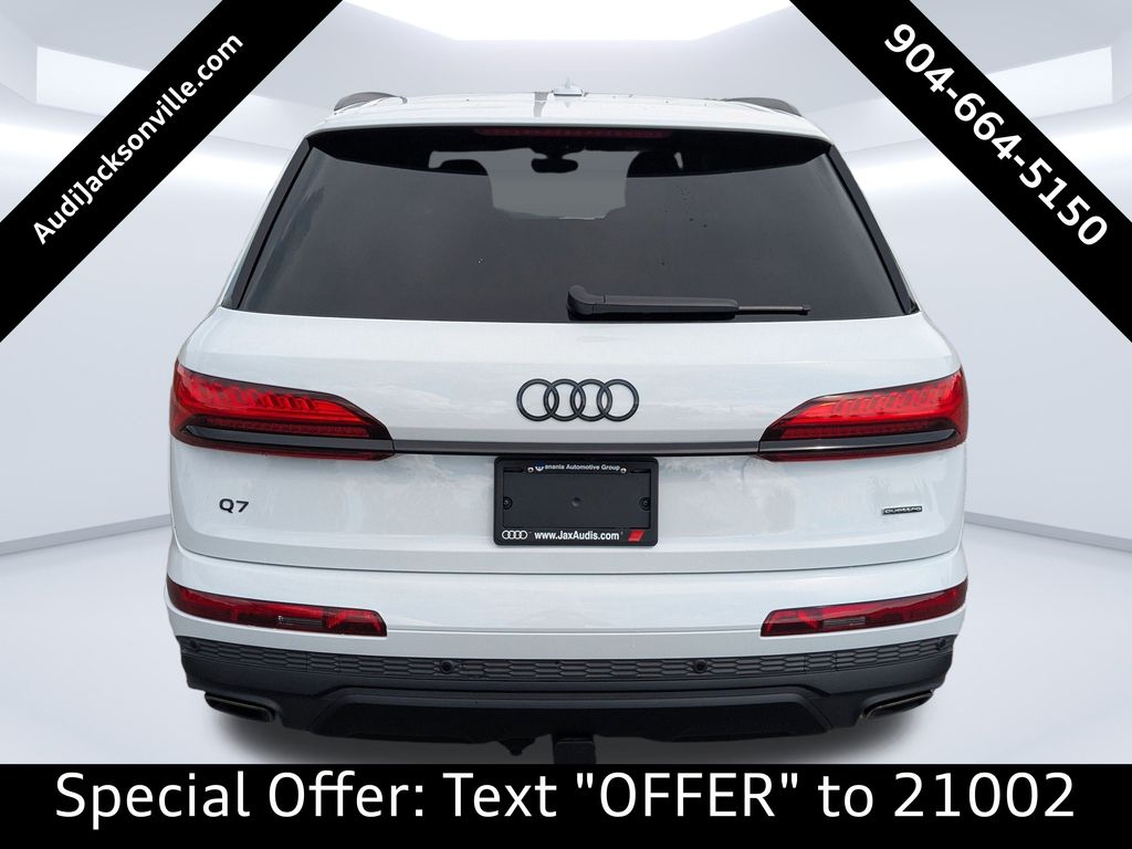 2025 Audi Q7 55 Prestige photo 4