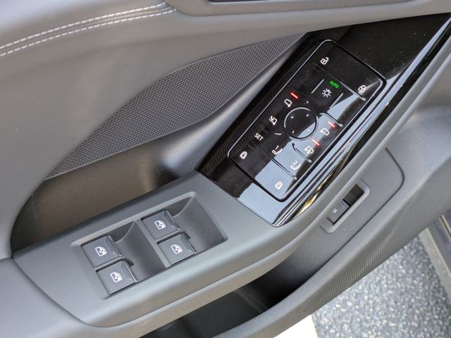 2025 Audi A6 Sportback e-tron Premium - Photo 11