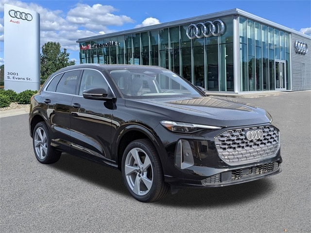 2025 Audi New Q5 Premium Plus's photo