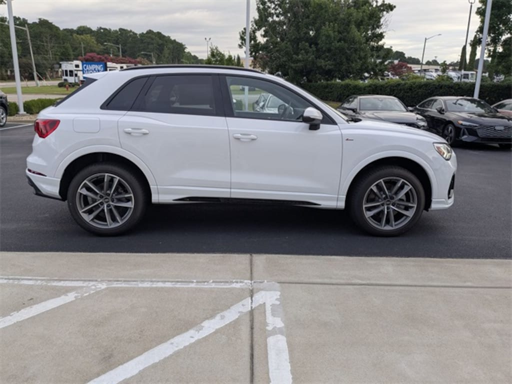 New 2025 Audi Q3 Premium SUV