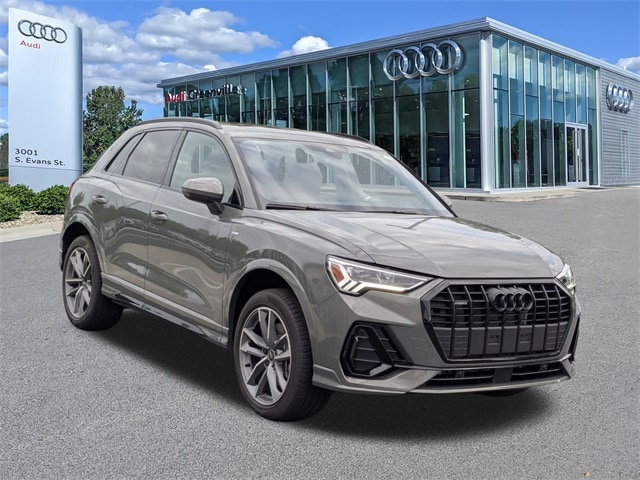 2025 Audi Q3 S Line Premium's photo