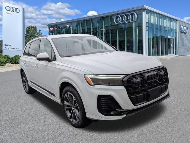 2026 Audi Q7 45 Premium