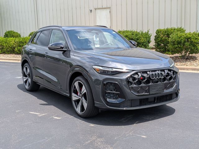 2026 Audi SQ5 Premium Plus quattro's photo
