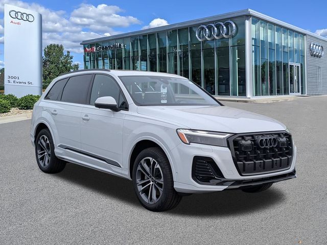 2026 Audi Q7 45 Premium quattro Tiptronic's photo
