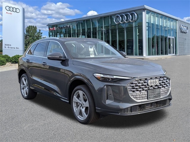 2025 Audi New Q5 Premium Plus's photo