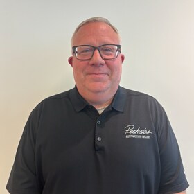 Staff member Matt Gillen from ID_e391883afd0c