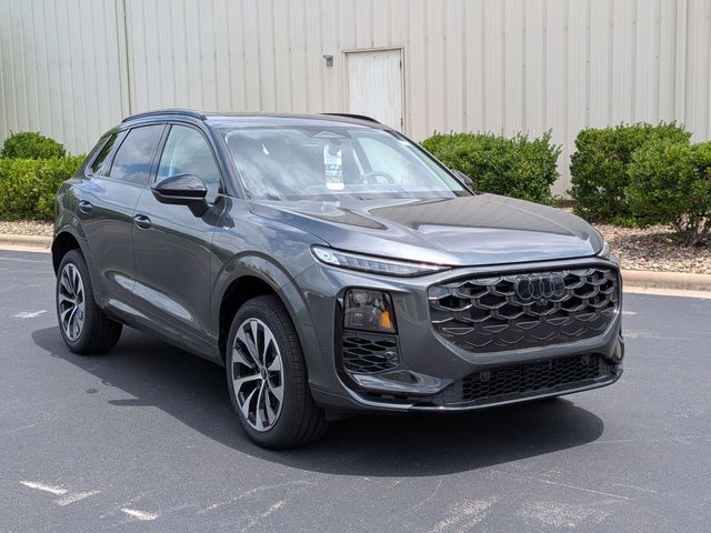 2026 Audi Q3 S line quattro's photo
