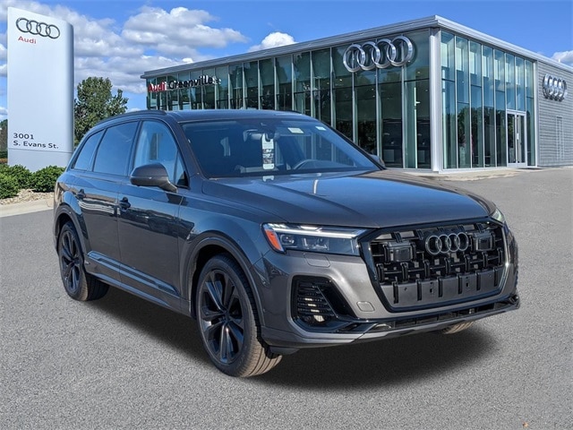 2026 Audi Q7 Premium Plus's photo