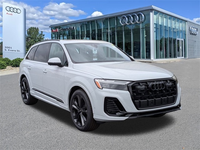 2026 Audi Q7 Premium Plus's photo