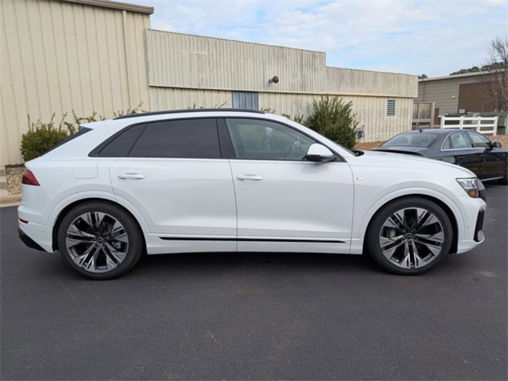 New 2026 Audi Q8 Premium Plus SUV