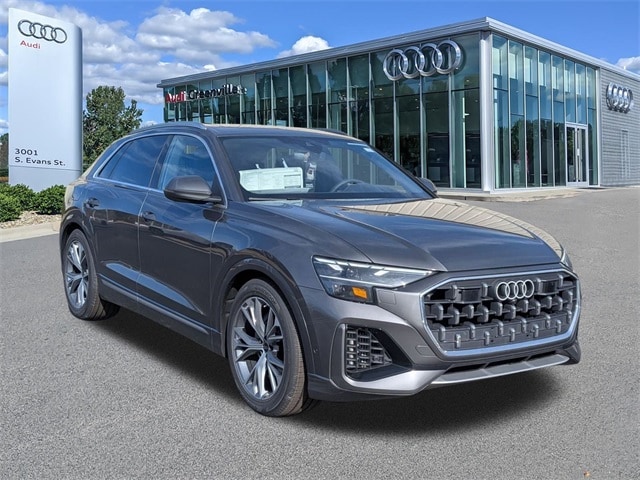 2026 Audi Q8 Premium Plus's photo