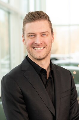 Staff member Jed Allonby from 0f81a6142821