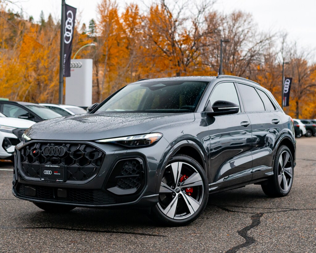 New 2025 Audi 3.0T Technik SUV
