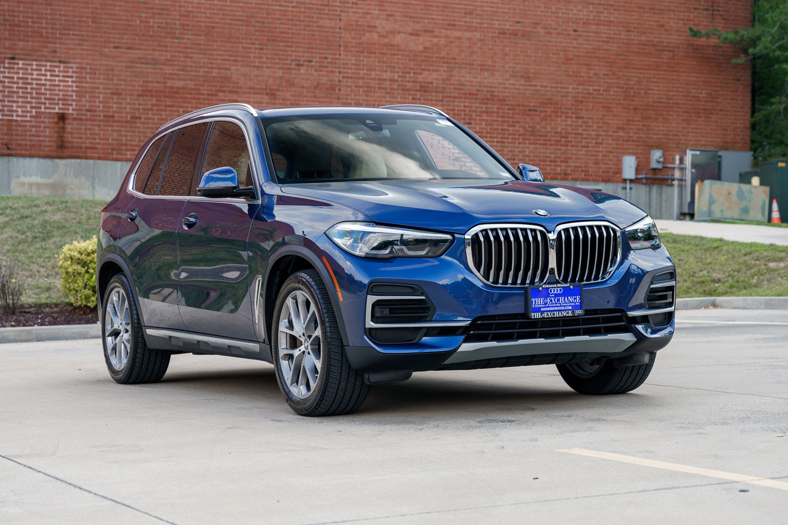 Used 2022 BMW X5 40i with VIN 5UXCR6C04N9K78726 for sale in Kirkwood, MO