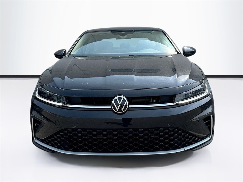 2025 Volkswagen Jetta 1.5T S photo 2