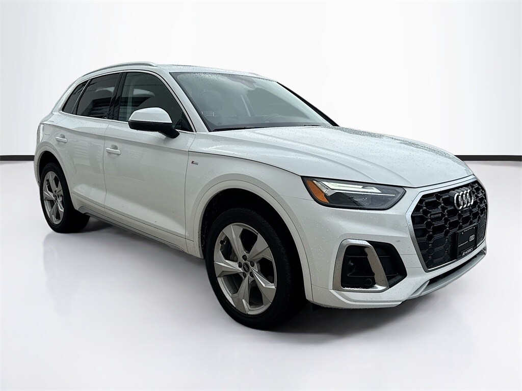 2022 Audi Q5 45 S line Premium photo 3