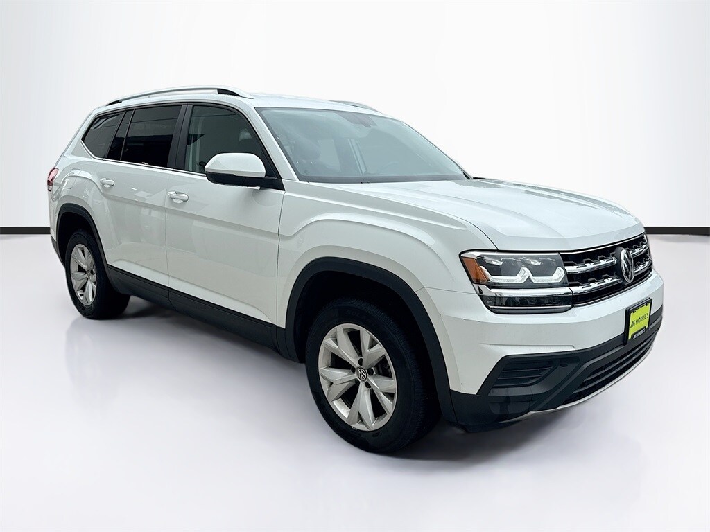 2019 Volkswagen Atlas S photo 3