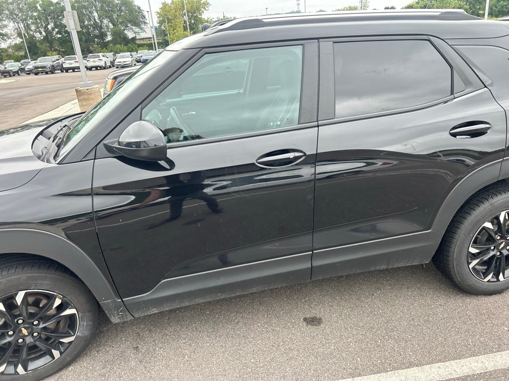 Used 2021 Chevrolet Trailblazer LT with VIN KL79MRSL7MB044818 for sale in Onalaska, WI