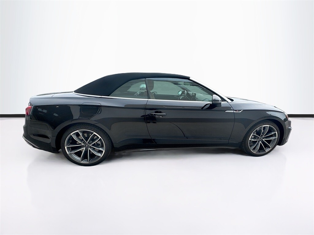 2024 Audi A5 45 S line Premium Cabriolet photo 4