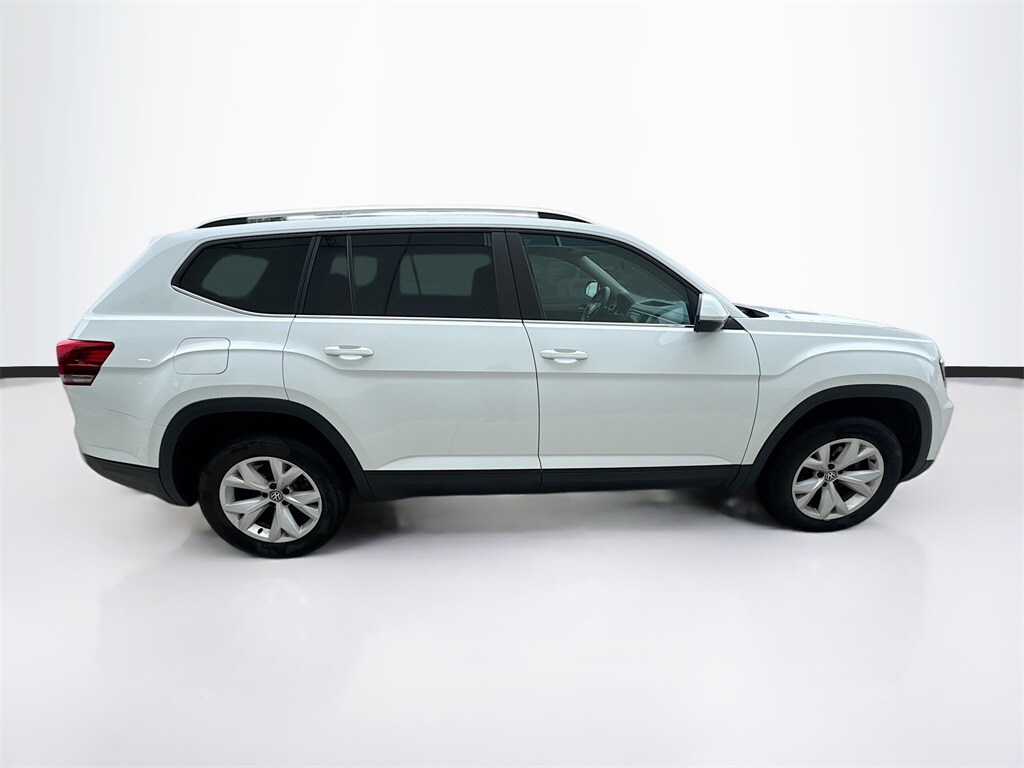 2019 Volkswagen Atlas S photo 4